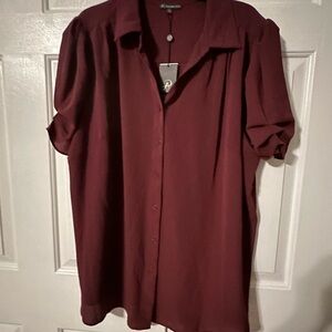 Adrianna Papell women’s maroon blouse